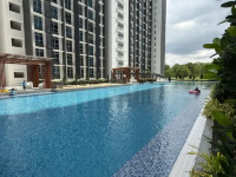 Family-Friendly 3BR Stay@ Residen Meriah, Kajang 2