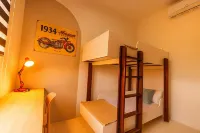 Radif Homestay Seri Iskandar Hotels in Bota