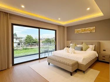 รูปภาพของวิลล่าหรูพร้อมสระว่ายน้ำ ใกล้ตัวเมืองเชียงใหม่ 4 ห้องนอน 5 ห้องน้ำ