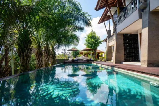 Djabu Echo Beach Hotel Отели рядом с достопримечательностью «Villa Simona Oasis»