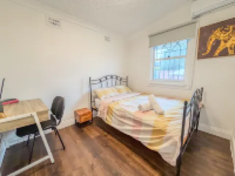 Mascot Private Rooms Near Sydney Airport & CBD