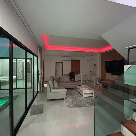 Luxury 4BR Private Pool Villa + Sunset Rooftop