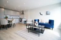 Stylish 2BR Apartment in the Heart of Cardiff Bay