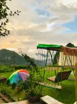 Prashant Homestay Nainital: Orchard 住宿飯店