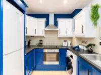 2 Bedroom 1 Bathroom with 4 Beds and Parking Hotels near Bishop's House