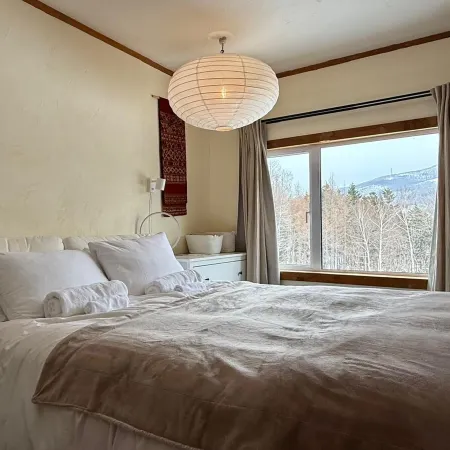 Rusutsu Tsuru 1 with Fireplace near Ski Resort