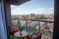 Modern 2 Bed, 2 Bath with Gym & Pool Kilimani - 新規開業