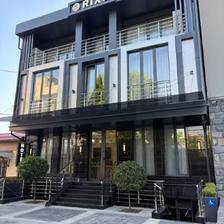Rixa Plaza Hotel