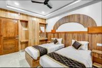 Wooden Park Hotel - Near DLF IT Park