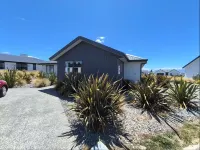 Tekapo Aunt Susan Holiday House - Business