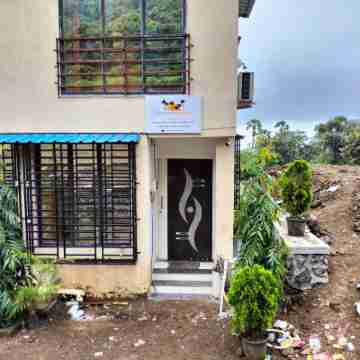 Golden Gate Retreats Hotel Exterior