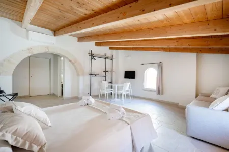 Palazzo della Torre 201– Modern Historic Apartment Отели в г. Parco Scizzo-parchitello