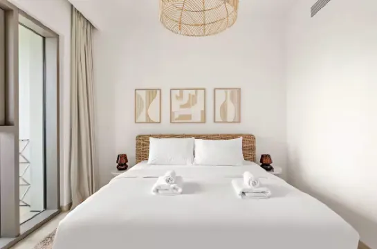 Silkhaus | Downtown Views 2