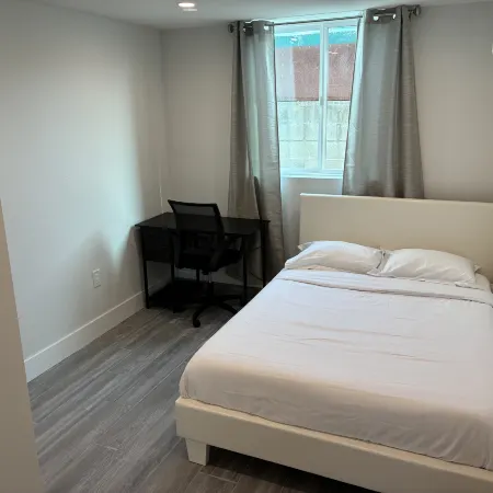 Beautiful Rooms In Downtown LA | USC Отели рядом с достопримечательностью «Спортивный комплекс «Мемориальный колизей Лос-Анджелеса»»