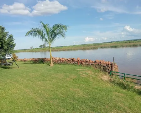Enjoy camping in our beautiful paradise! Hotels in Siavonga