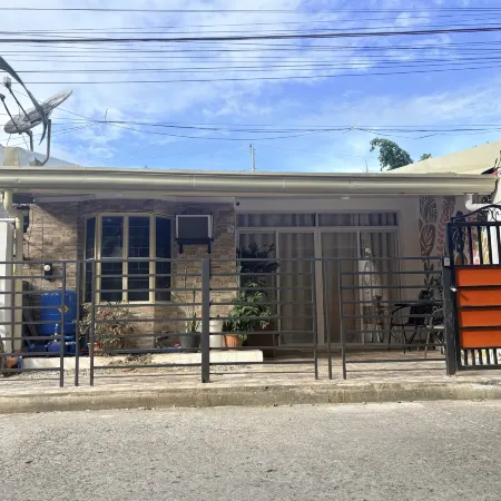 BMF Tropical Homestay