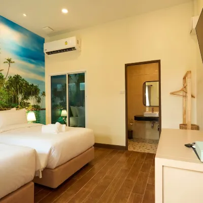 Rocco Hotel Bangsaen Hotels near Pagarang Restaurant