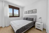 Penthouse with private rooftop & pool in Torrevieja - Airport Shuttle