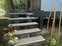 Canal hut 2 Chaloklum 查洛兰海滩附近的飯店