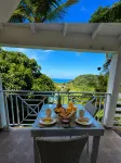 Habitation Pineau - Bungalow Azur with Private Jacuzzi - 주차장