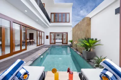 Villa Marili Seminyak by Nagisa Bali Hotels near Alabaster lighting