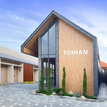 Tonnam Pool Villa Hotels near Pattaya Tai
