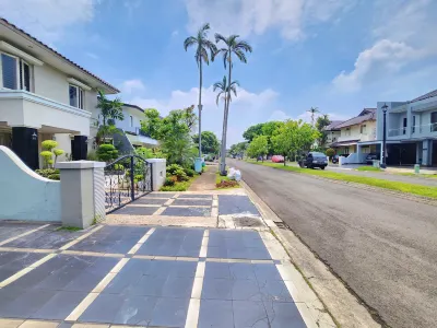 Nusantara Bromo 18 By Reccoma Hotel di Bencongan