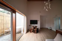 Jeju Sineomangil Stay - B