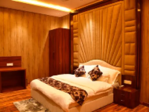 Hotel Blue Stone Hotels in Kanpur