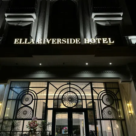 Ella Riverside Lao Cai Hotel