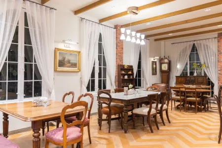 Green Me Organic Farm Khao Yai Отели рядом с достопримечательностью «Wat Sap Setthi Wanaram»