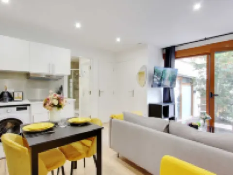 Charming Apartment -1BR/2P- Next to Paris Hotels in Le Kremlin-Bicetre