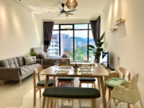 Beacon Executive Suites by stayCATion Homestay