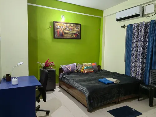 Eshan Yoga- Studio Apartment - Holiday Apartments
