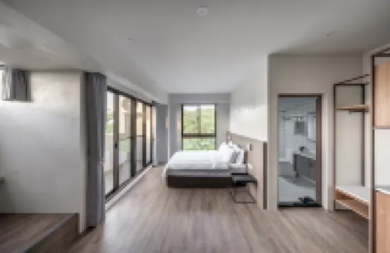H suite inn