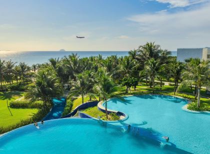 Arena Cam Ranh Seaview by Panacea Home