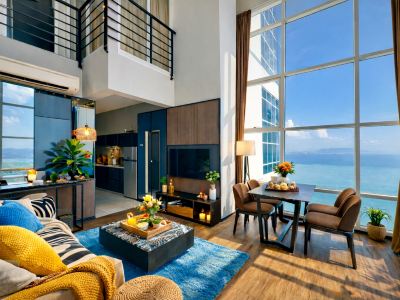 High Floor Seaview Loft @Maritime George town 20
