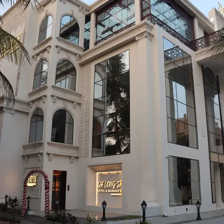The Long D Hotel Surat Airport Rd