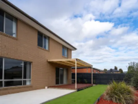 Spacious 4B House in PointCook Hotels in Point Cook