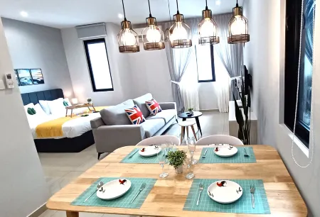 Stylish Iconic Regency #Queensbay Mall#FIZ#Airport Отели рядом с достопримечательностью «Penang Second Bridge»