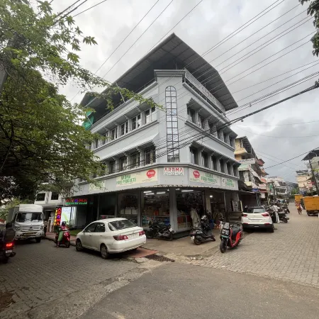Aroma Serviced Villa Cochin