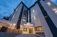 Denbasta Hotel Heritage