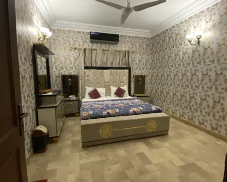 レッド シー ゲストハウス カラチ カラチのホテル