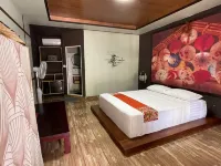 WHITE SAND ARK Hotels near Koh Rong