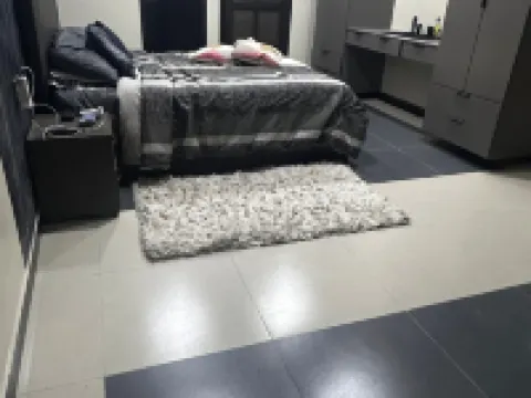 Heaven on earth a small cozy studio flat カラチのホテル