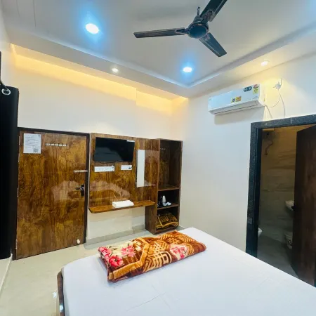 Radhe Krishna Homestay