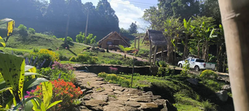 รูปภาพของบ้านไม้ 1