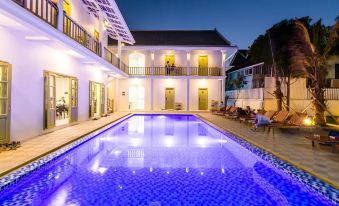 White Elephant Hostel