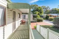 Rockingham Holiday Village - parking