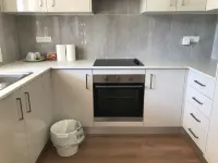 New house, walk to shopping mall, 30 mins to city -  case vacanza in affitto